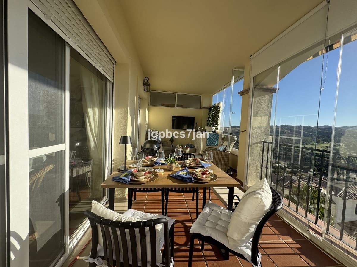 2 slaapkamer Appartement te koop in La Cala Hills met zwembad garage - € 420.000 (Ref: 10118415)