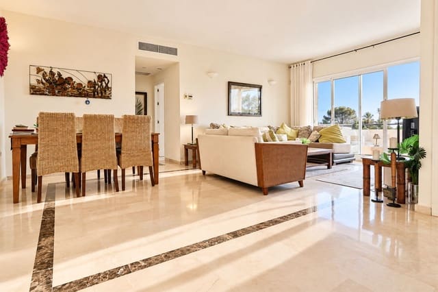 Apartamento de 3 habitaciones en Cabopino, Marbella en venta con piscina garaje - 625.000 € (Ref: 10127634)