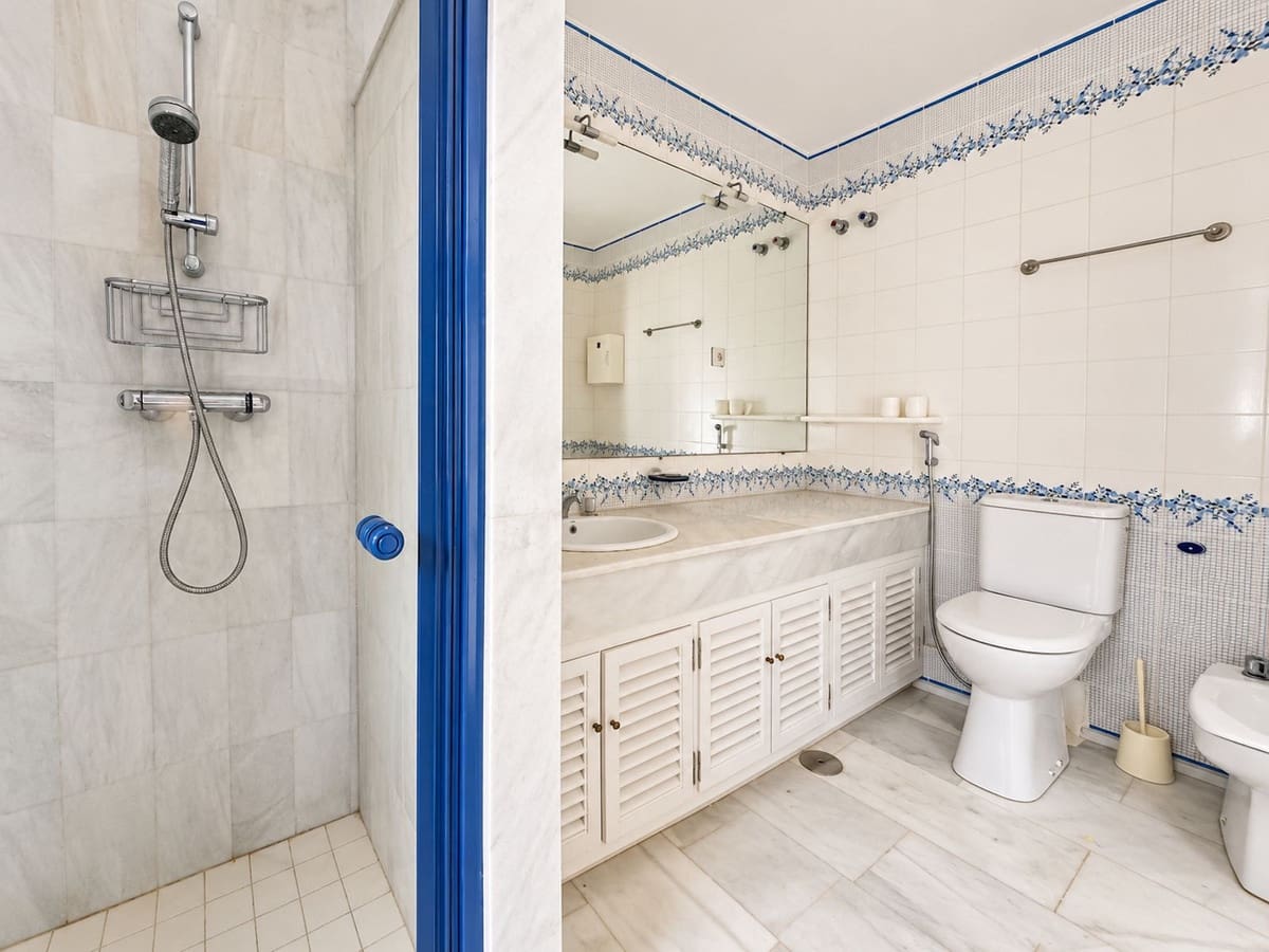 2 quarto Casa em Banda para venda em Cabopino com piscina garagem - 799 000 € (Ref: 10133031)