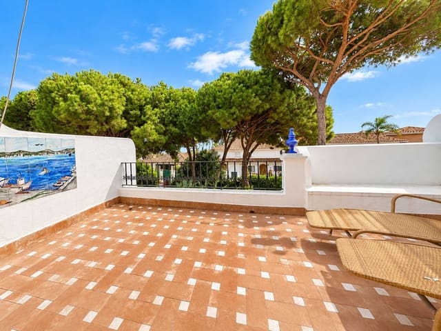 2 quarto Casa em Banda para venda em Cabopino, Marbella com piscina garagem - 799 000 € (Ref: 10133031)