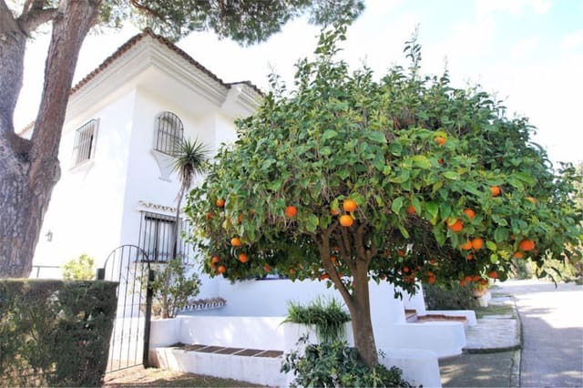 3 soverom Hus til salgs i Cabopino, Marbella med svømmebasseng garasje - € 799 000 (Ref: 10133031)