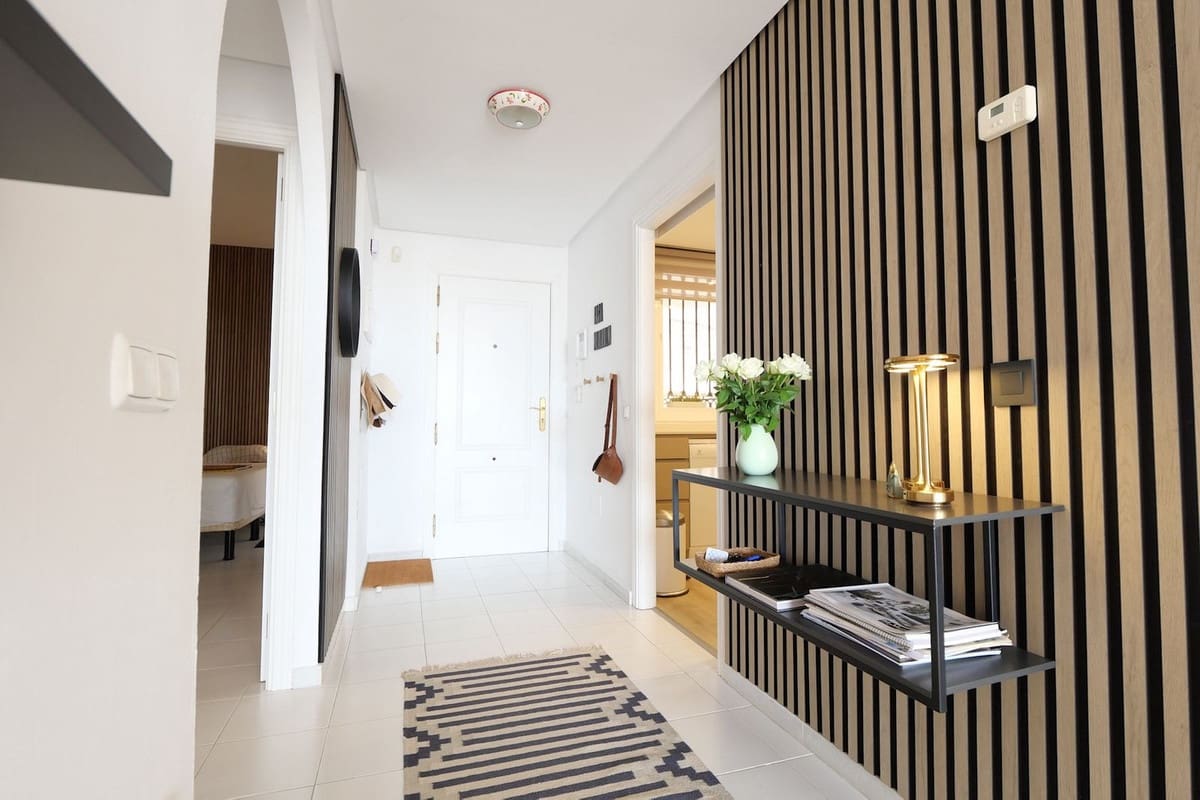 2 slaapkamer Appartement te koop in Riviera del Sol met zwembad garage - € 449.999 (Ref: 10140299)