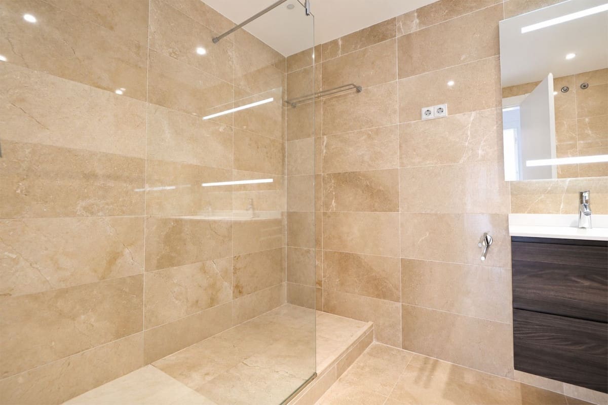 3 sypialnia Apartament na sprzedaż w La Mairena z basenem garażem - 449 900 € (Ref: 10141326)