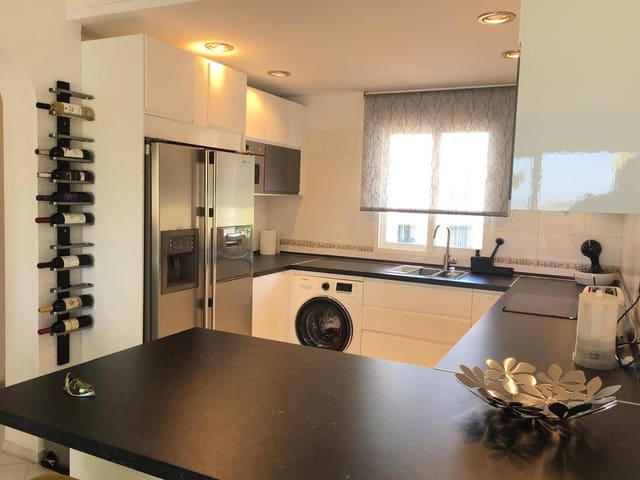 2 soveværelse Penthouse til salg i Miraflores, Mijas med swimmingpool - € 410.000 (Ref: 10158546)