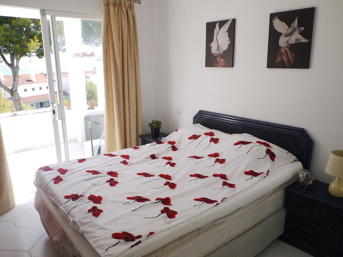 2 soveværelse Penthouse til salg i Miraflores med swimmingpool - € 410.000 (Ref: 10158546)