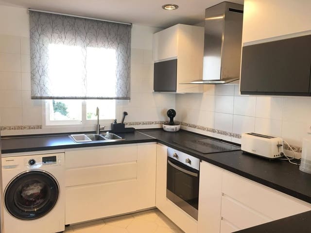 2 soveværelse Penthouse til salg i Miraflores, Mijas med swimmingpool - € 410.000 (Ref: 10158546)