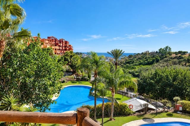 2 soveværelse Lejlighed til salg i La Reserva, Marbella med swimmingpool garage - € 339.900 (Ref: 10168940)