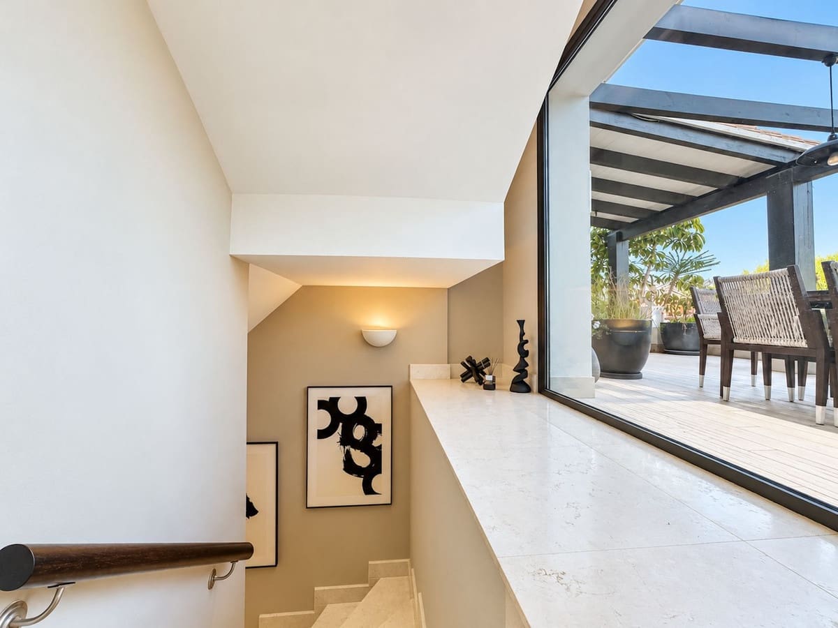 5 camera da letto Villa in vendita in Golden Mile con garage - 3.349.999 € (Rif: 10181630)