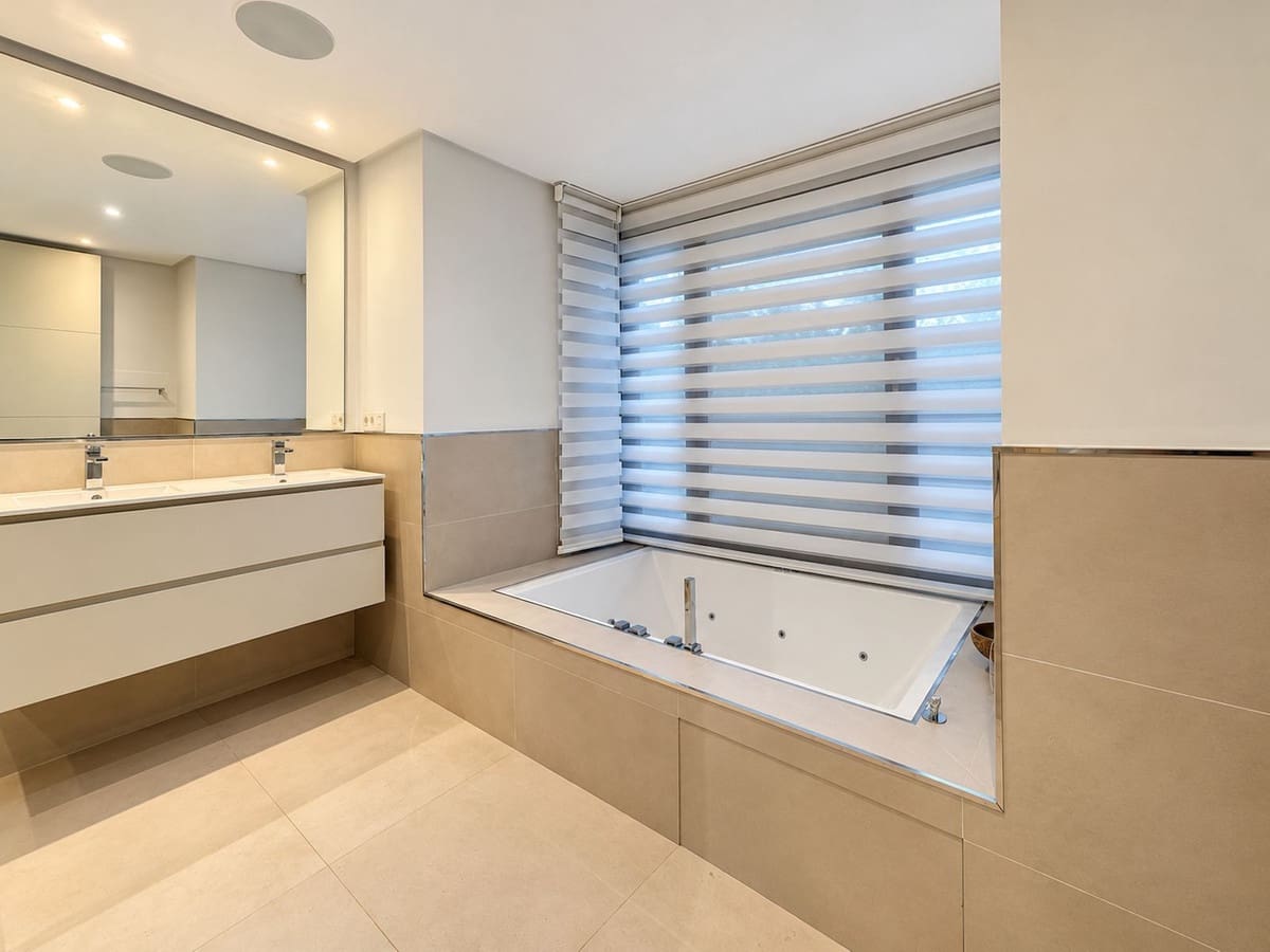 5 camera da letto Villa in vendita in Golden Mile con garage - 3.349.999 € (Rif: 10181630)