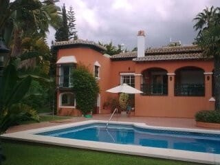 4 slaapkamer Villa te koop in Marbella met zwembad garage - € 2.200.000 (Ref: 5395997)