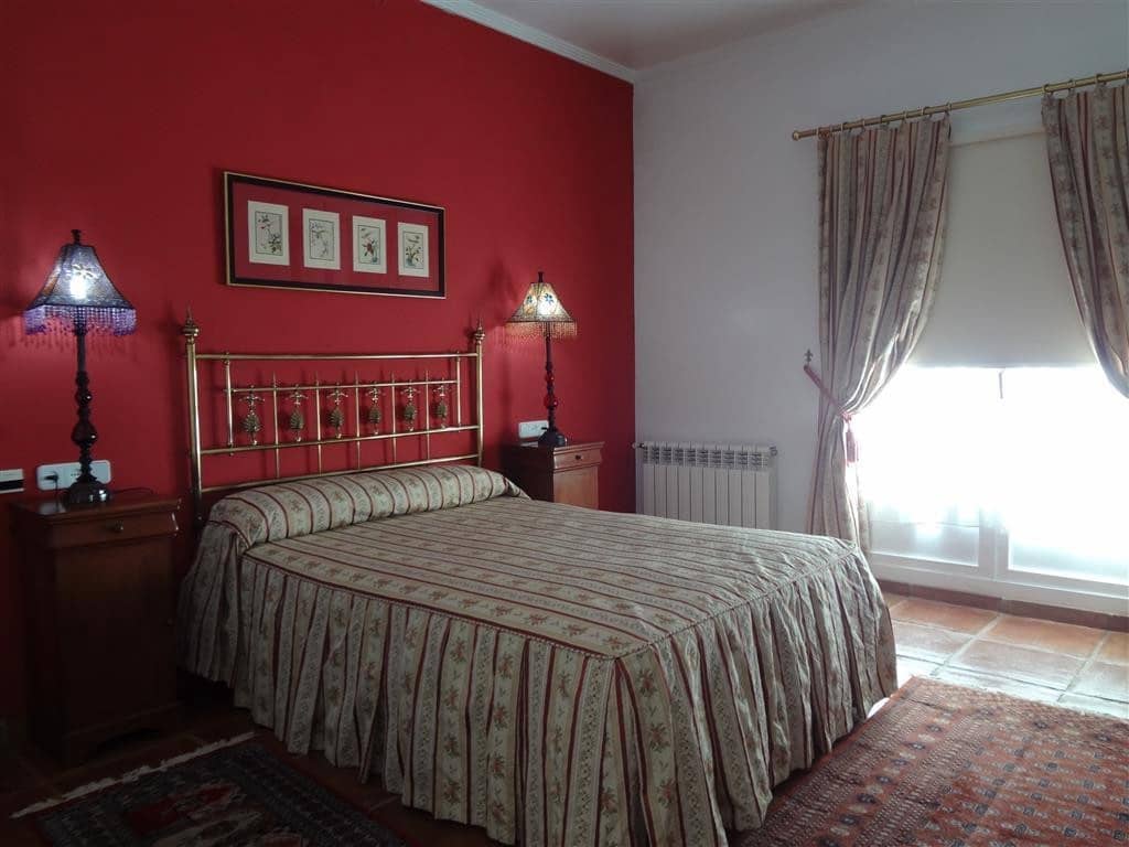 4 slaapkamer Villa te koop in Marbella met zwembad garage - € 2.200.000 (Ref: 5395997)