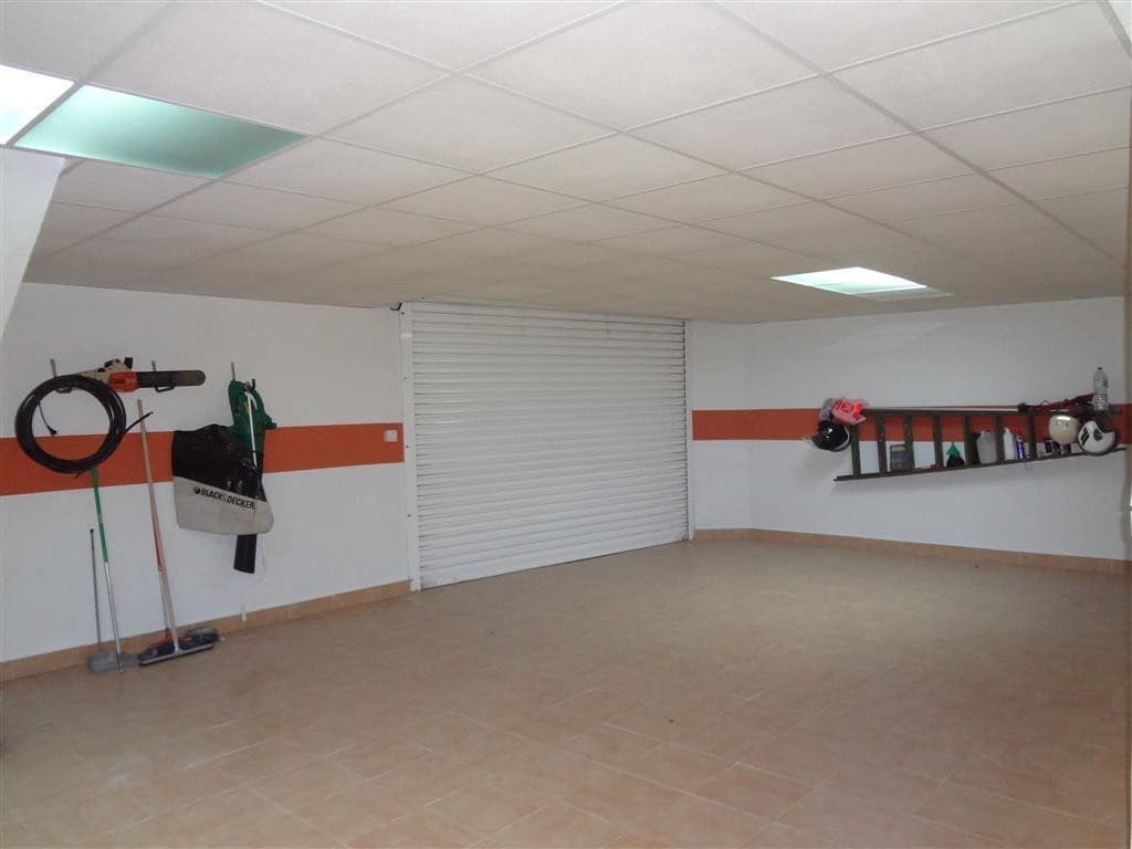 4 slaapkamer Villa te koop in Marbella met zwembad garage - € 2.200.000 (Ref: 5395997)