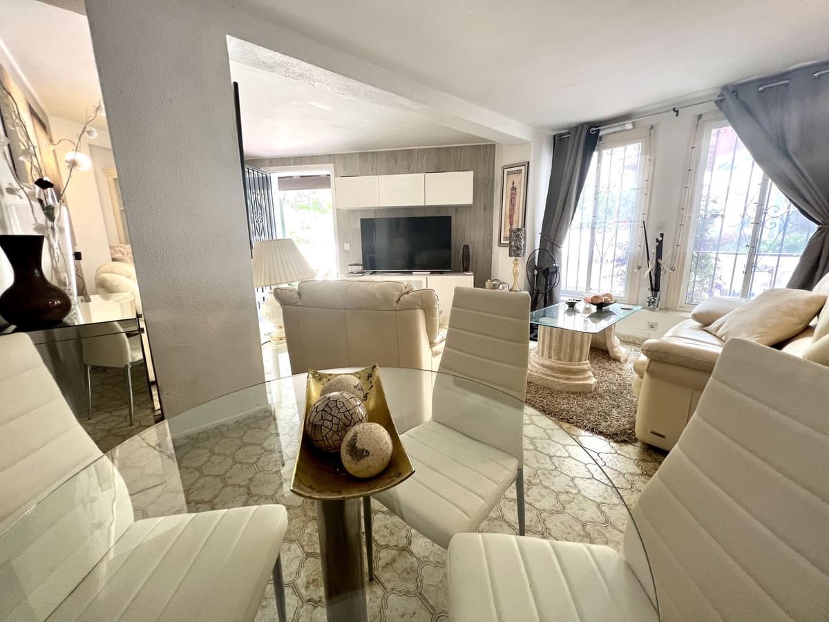 2 Zimmer Firma/Unternehmen zu verkaufen in Cabopino mit Pool - 325.000 € (Ref: 7956762)