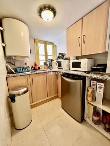 2 chambre Entreprise à vendre à Cabopino, Marbella avec piscine - 325 000 € (Ref: 7956762)