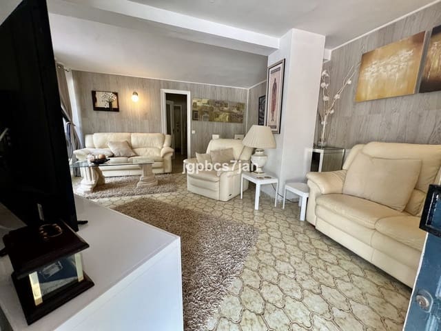 2 chambre Entreprise à vendre à Cabopino, Marbella avec piscine - 325 000 € (Ref: 7956762)