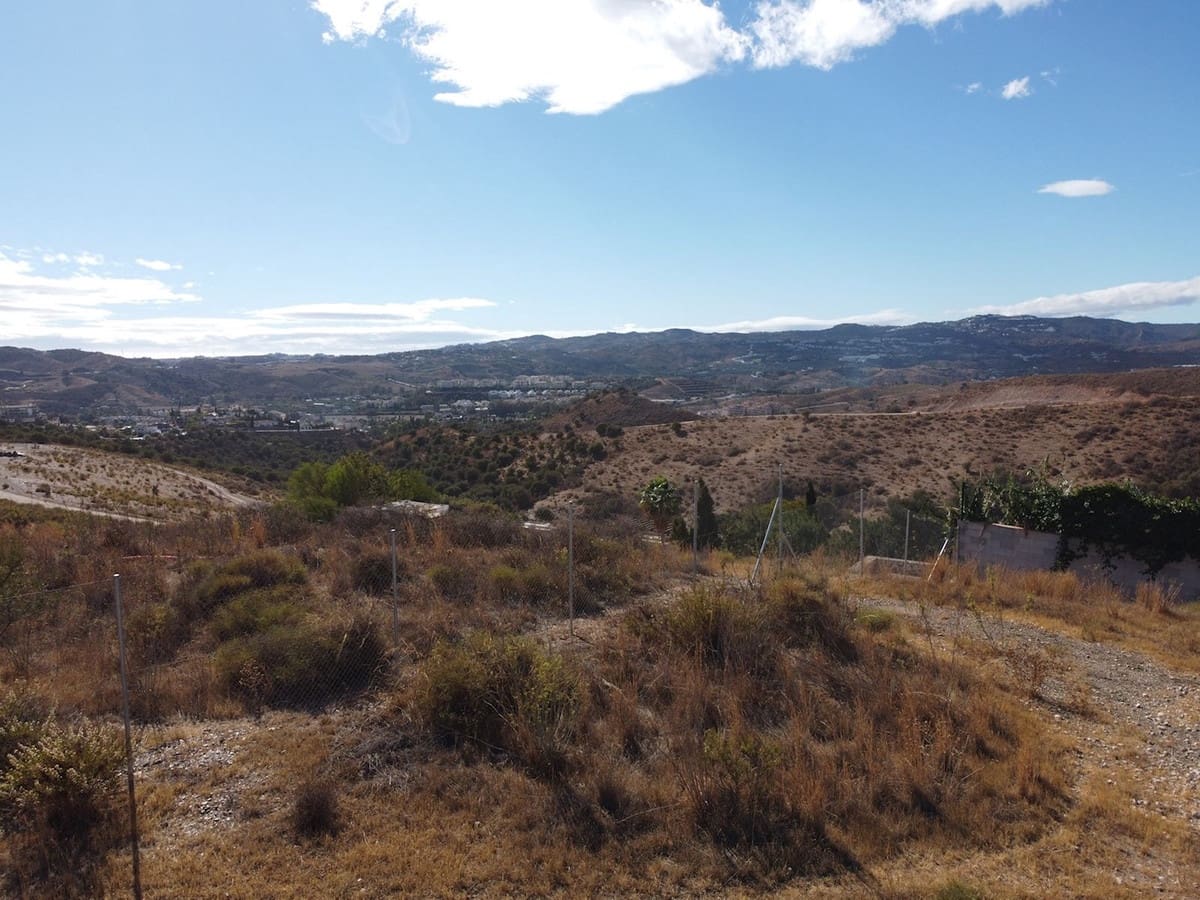 Building Plot for sale in Mijas Golf - € 250,000 (Ref: 7956778)