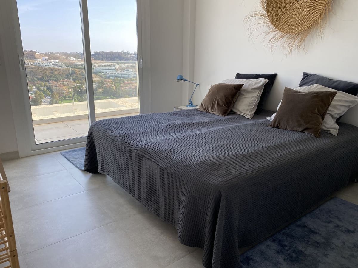 3 bedroom Apartment for sale in La Cala de Mijas with pool garage - € 625,000 (Ref: 7956784)