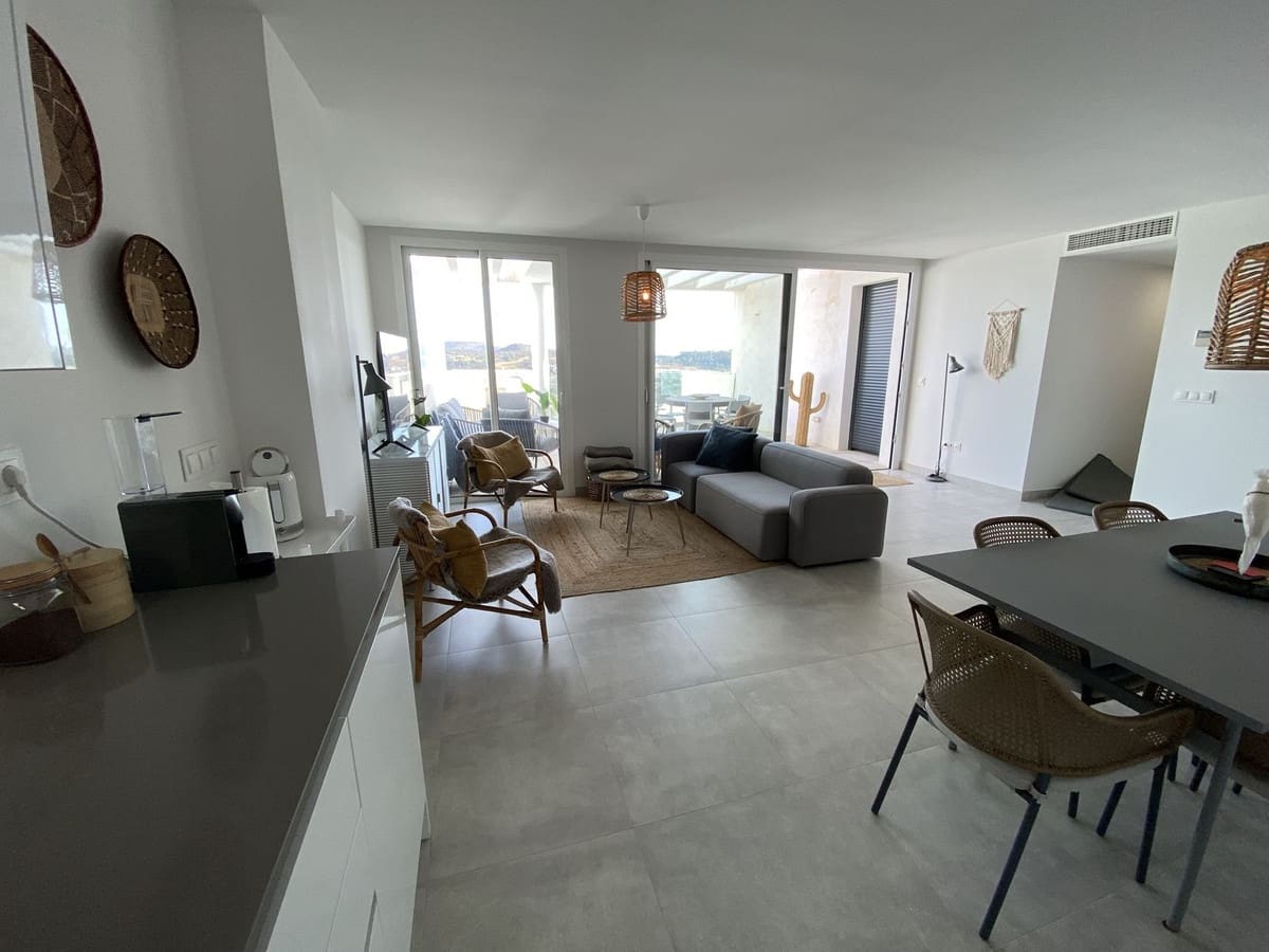 3 bedroom Apartment for sale in La Cala de Mijas with pool garage - € 625,000 (Ref: 7956784)