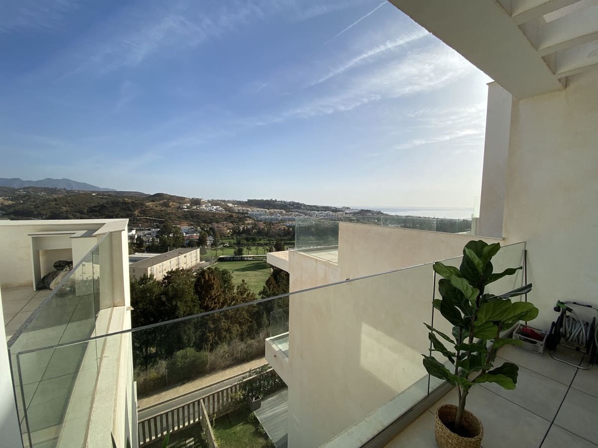 3 bedroom Apartment for sale in La Cala de Mijas with pool garage - € 625,000 (Ref: 7956784)