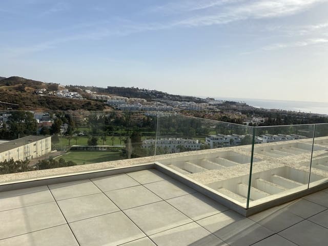 3 chambre Appartement à vendre à La Cala de Mijas, Mijas avec piscine garage - 625 000 € (Ref: 7956784)