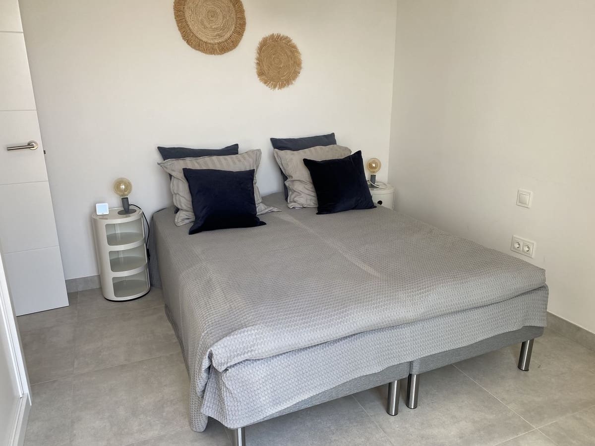 3 bedroom Apartment for sale in La Cala de Mijas with pool garage - € 625,000 (Ref: 7956784)