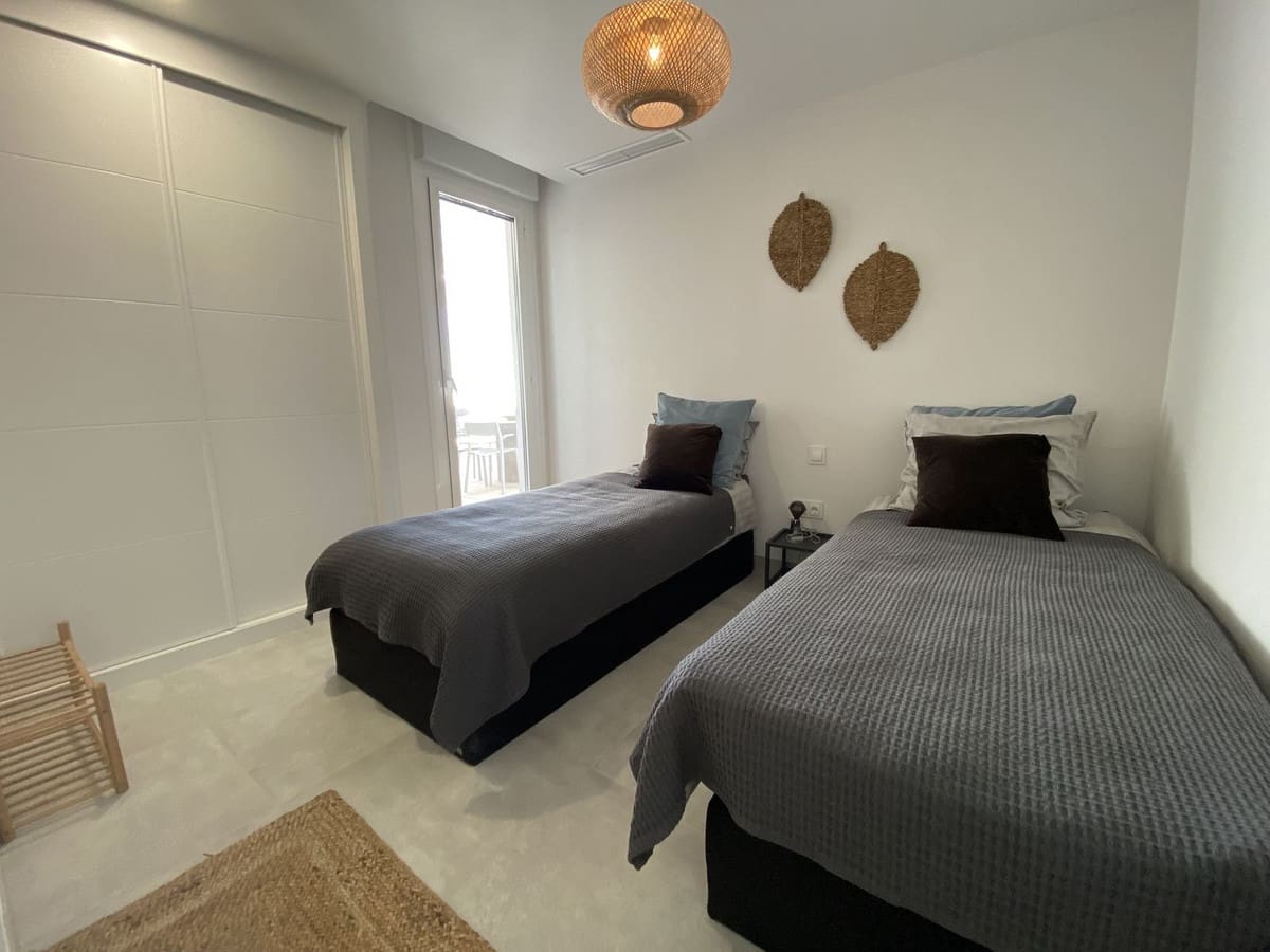 3 bedroom Apartment for sale in La Cala de Mijas with pool garage - € 625,000 (Ref: 7956784)