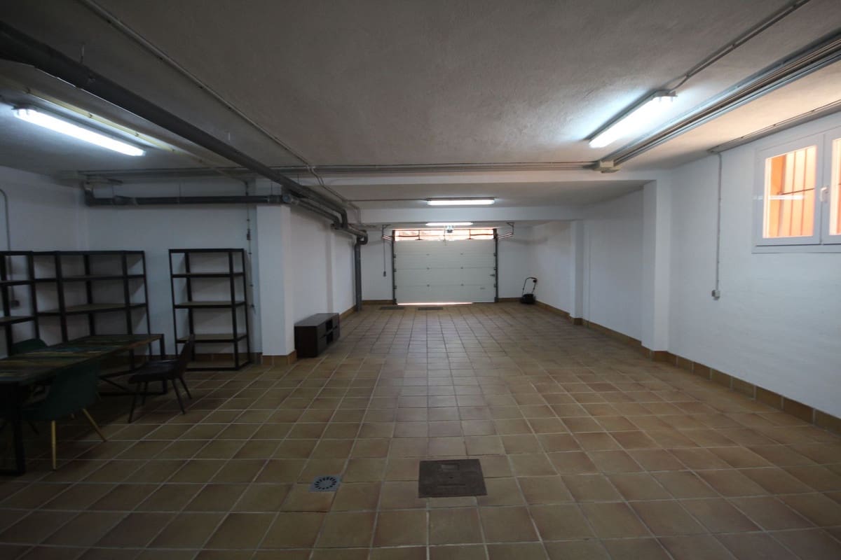 3 soverom Kjedet enebolig til salgs i Marbella med svømmebasseng garasje - € 890 000 (Ref: 7956789)