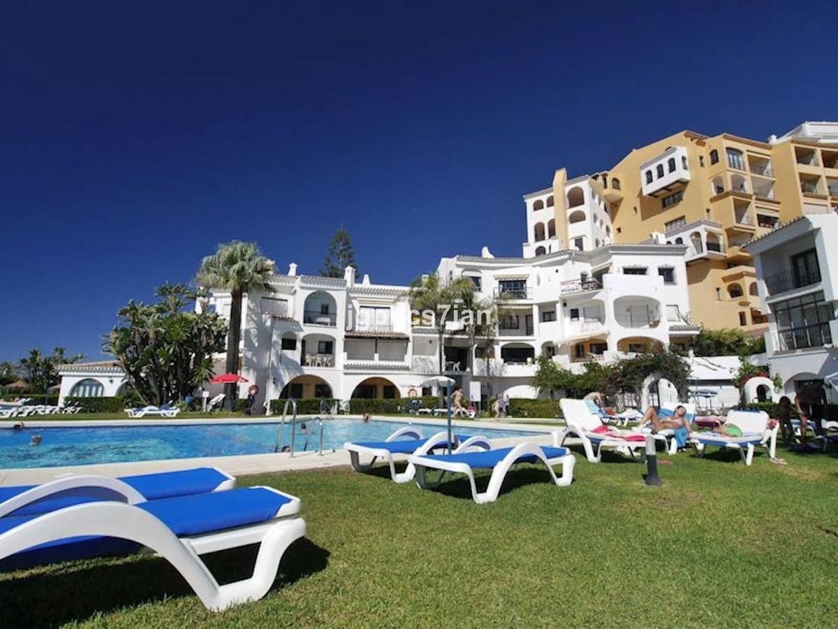 1 slaapkamer Appartement te koop in Cabopino - € 345.000 (Ref: 7956795)