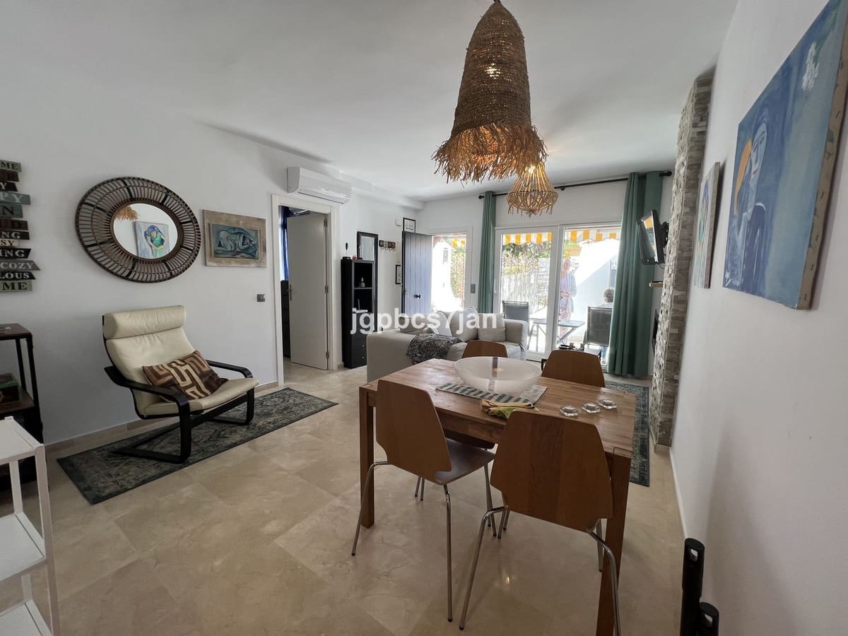 1 slaapkamer Appartement te koop in Cabopino - € 345.000 (Ref: 7956795)