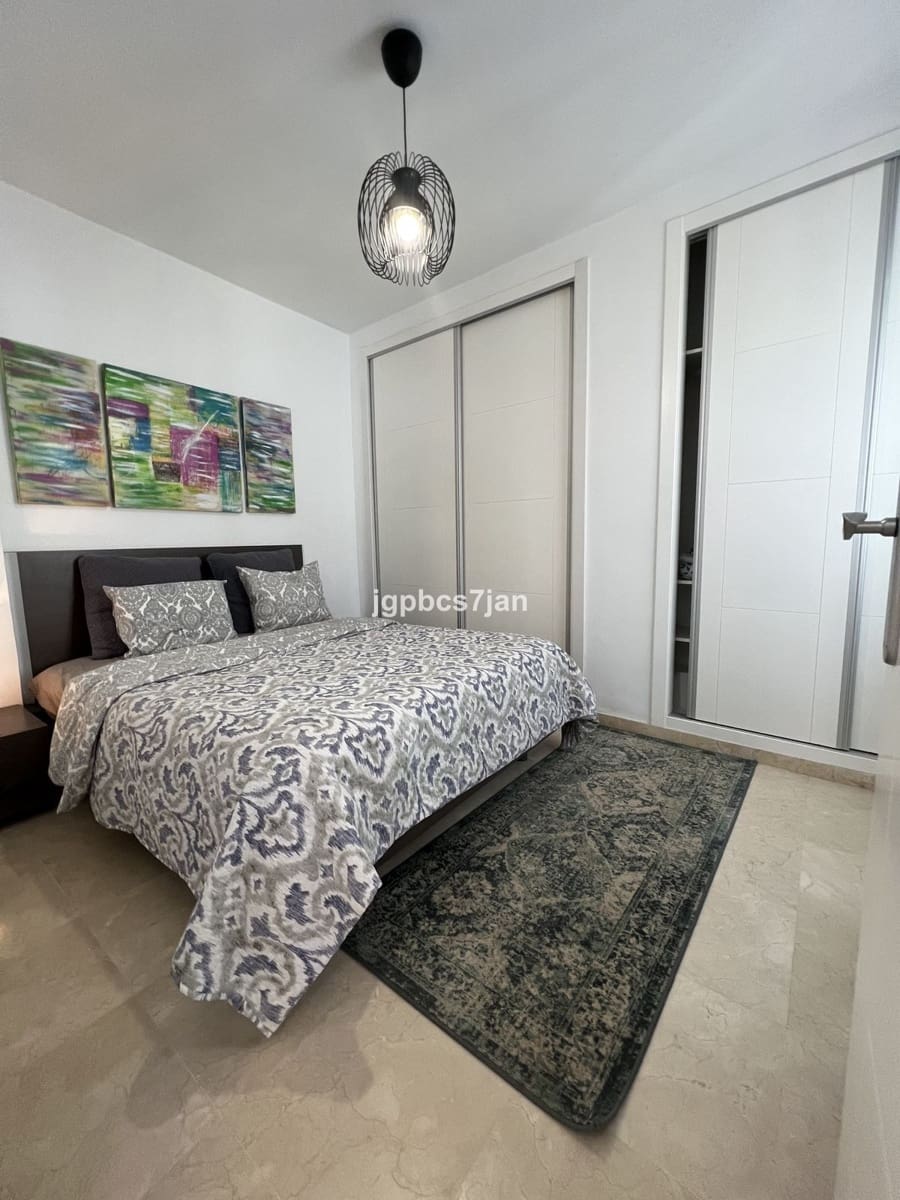 1 slaapkamer Appartement te koop in Cabopino - € 345.000 (Ref: 7956795)