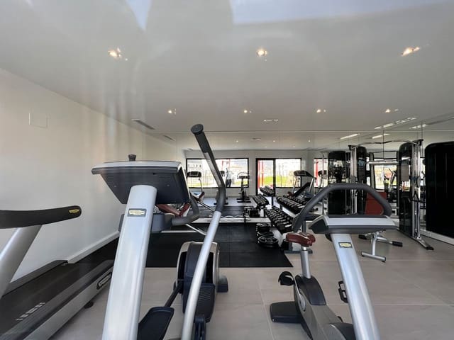 3 makuuhuone Huoneisto myytävänä paikassa Fuengirola - 254 000 € (Ref: 7956799)