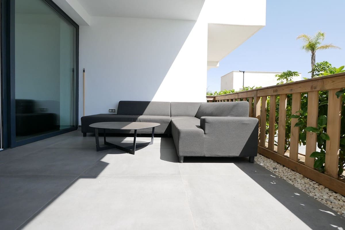 2 Zimmer Apartment zu verkaufen in La Cala de Mijas mit Pool Garage - 399.950 € (Ref: 7956826)