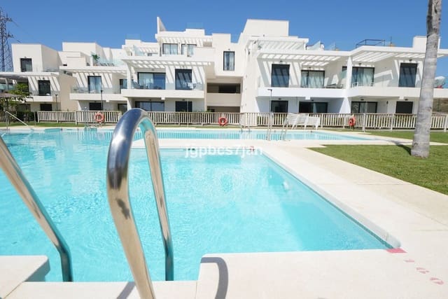 4 makuuhuone Kattohuoneisto myytävänä paikassa La Cala de Mijas, Mijas mukana uima-altaan 
autotalli - 895 000 € (Ref: 7956827)