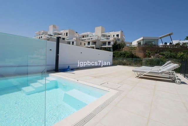 4 makuuhuone Kattohuoneisto myytävänä paikassa La Cala de Mijas, Mijas mukana uima-altaan 
autotalli - 895 000 € (Ref: 7956827)