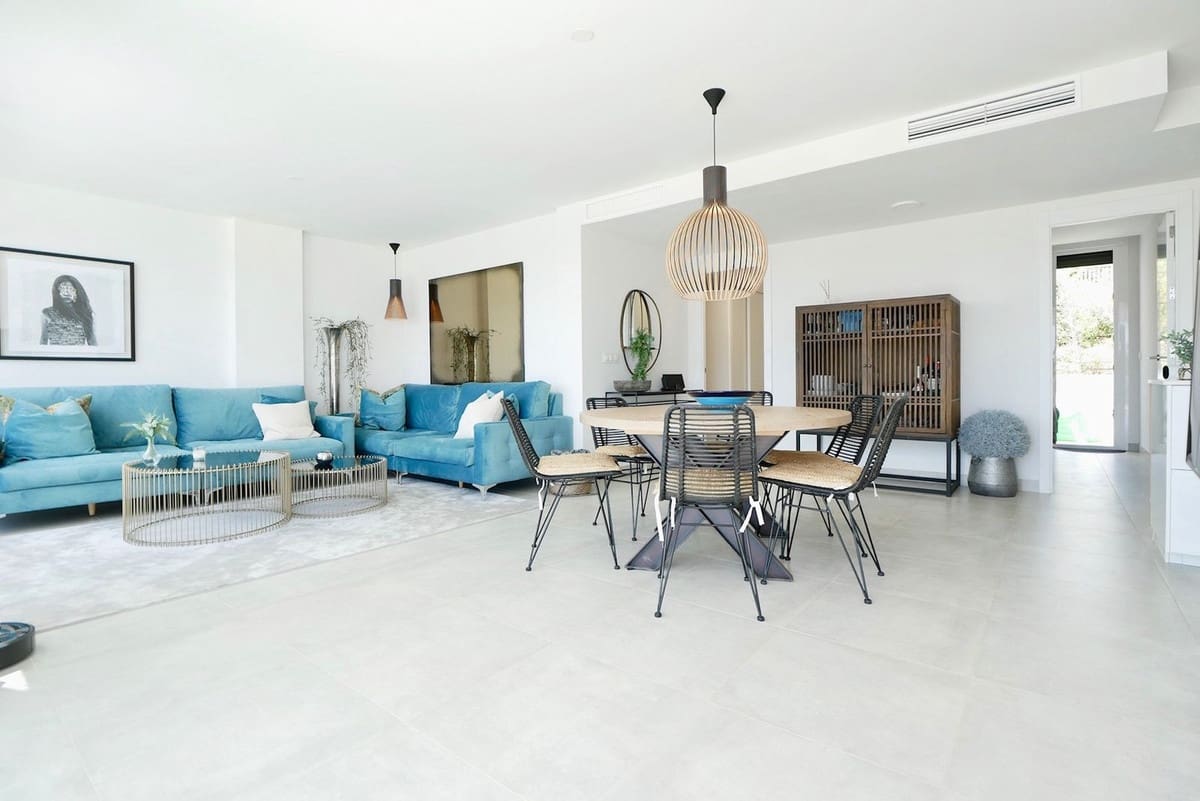 4 slaapkamer Penthouse te koop in La Cala de Mijas met zwembad garage - € 895.000 (Ref: 7956827)