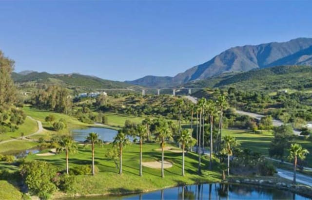 3 camera da letto Casa in vendita in Estepona con piscina garage - 335.000 € (Rif: 7956845)