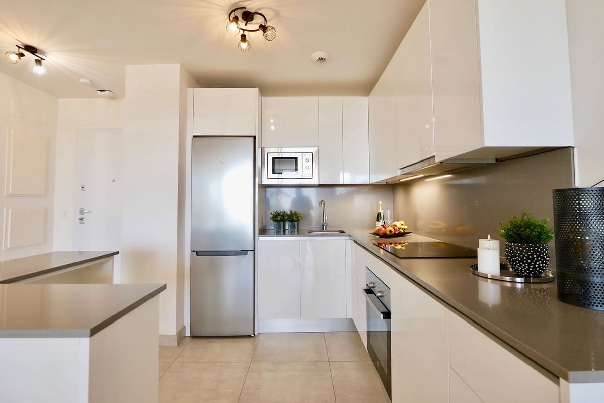 2 bedroom Apartment for sale in La Cala de Mijas with pool garage - € 449,950 (Ref: 7956856)