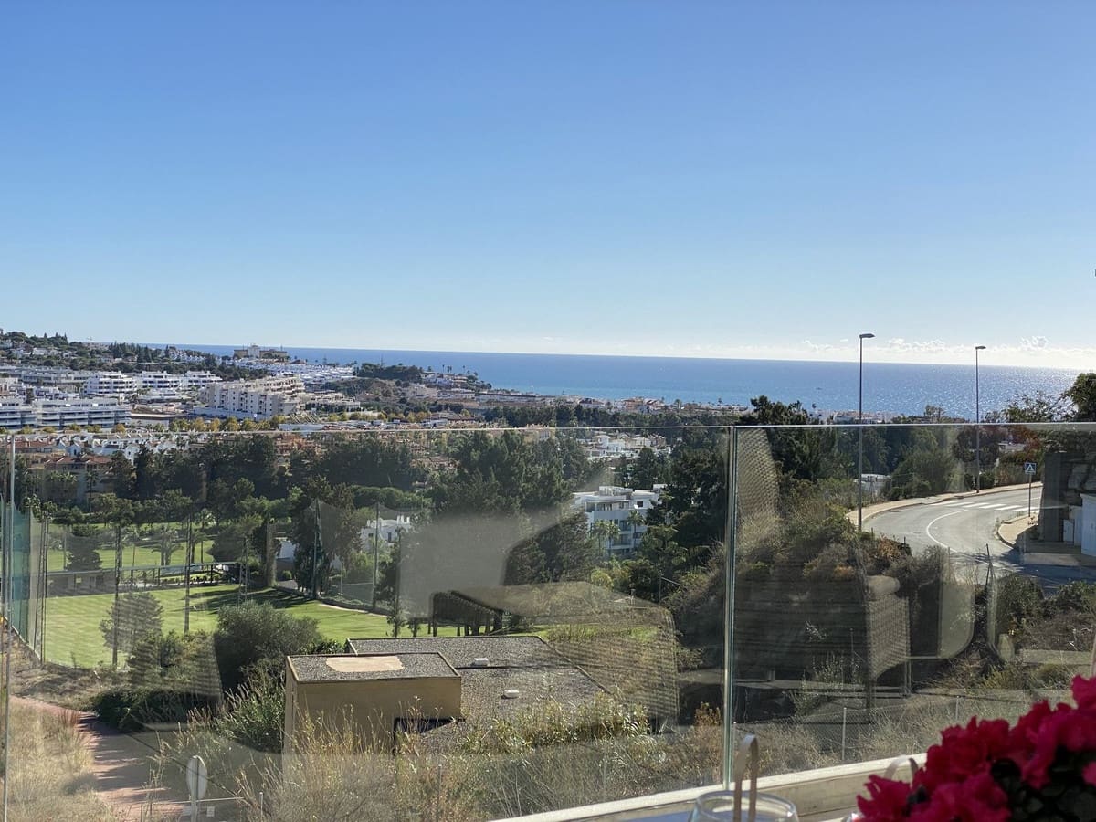 2 bedroom Apartment for sale in La Cala de Mijas with pool garage - € 449,950 (Ref: 7956856)