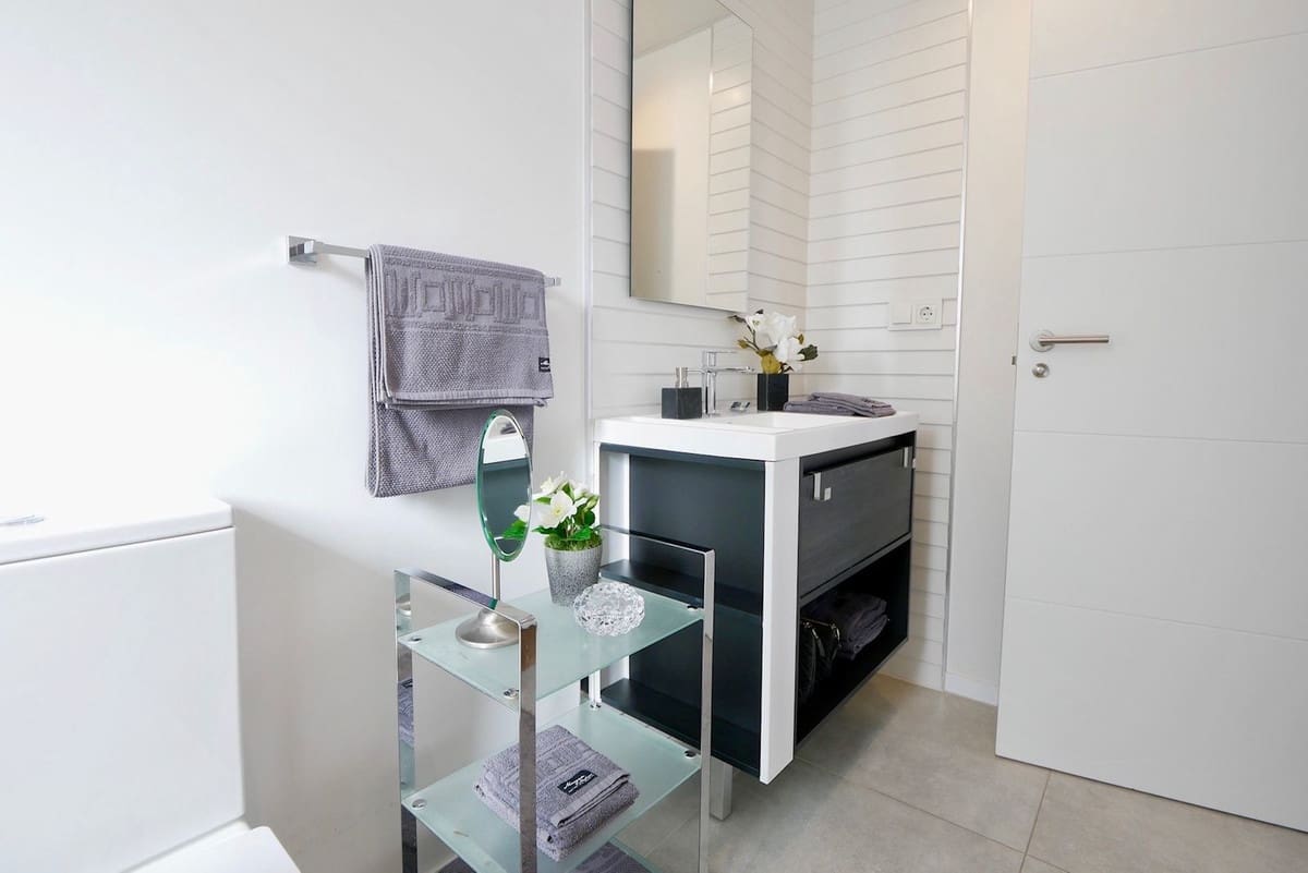 2 soveværelse Lejlighed til salg i La Cala de Mijas med swimmingpool garage - € 449.950 (Ref: 7956856)