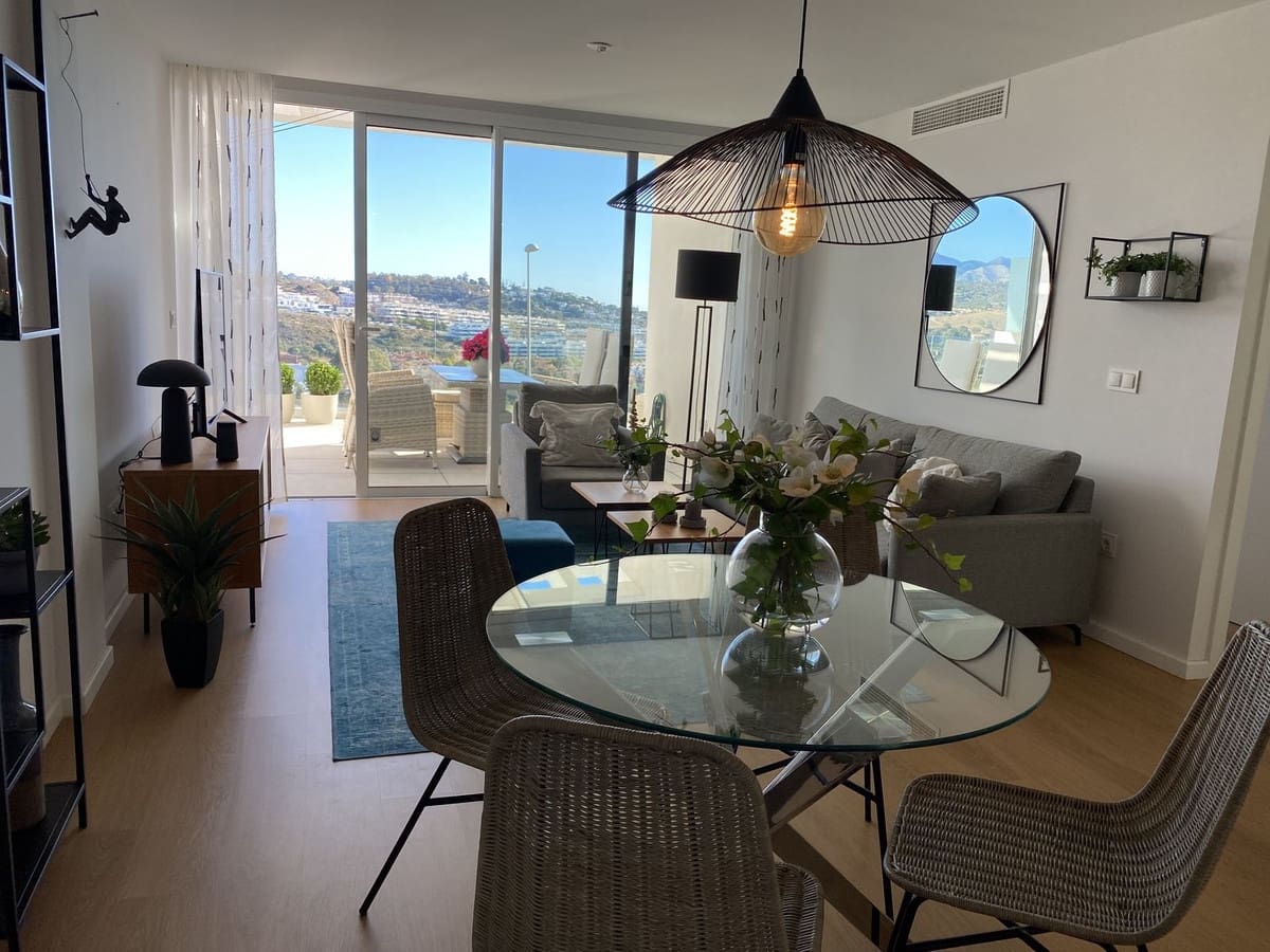 2 soveværelse Lejlighed til salg i La Cala de Mijas med swimmingpool garage - € 449.950 (Ref: 7956856)