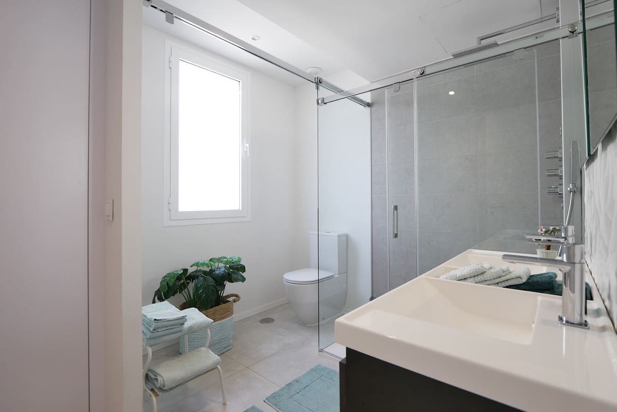 2 Zimmer Apartment zu verkaufen in La Cala de Mijas mit Pool Garage - 449.950 € (Ref: 7956856)