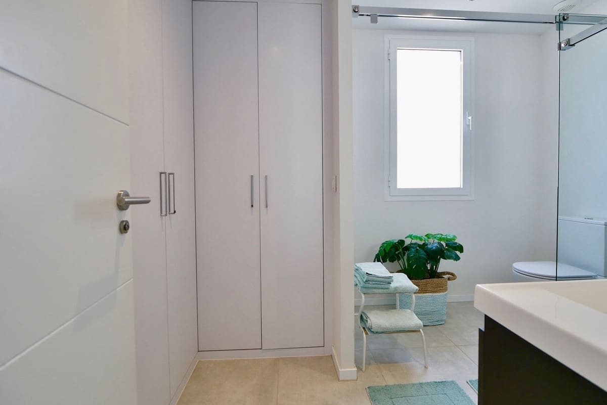 2 Zimmer Apartment zu verkaufen in La Cala de Mijas mit Pool Garage - 449.950 € (Ref: 7956856)