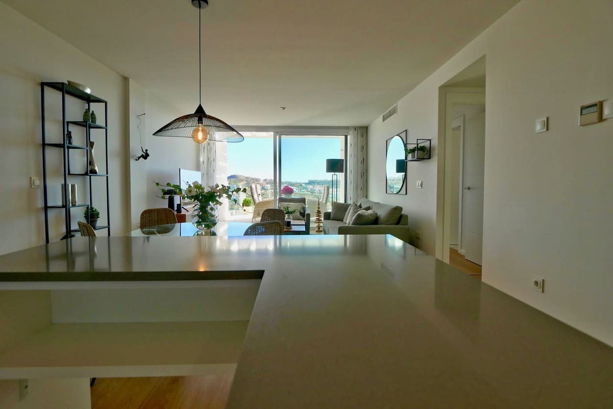 2 Zimmer Apartment zu verkaufen in La Cala de Mijas mit Pool Garage - 449.950 € (Ref: 7956856)
