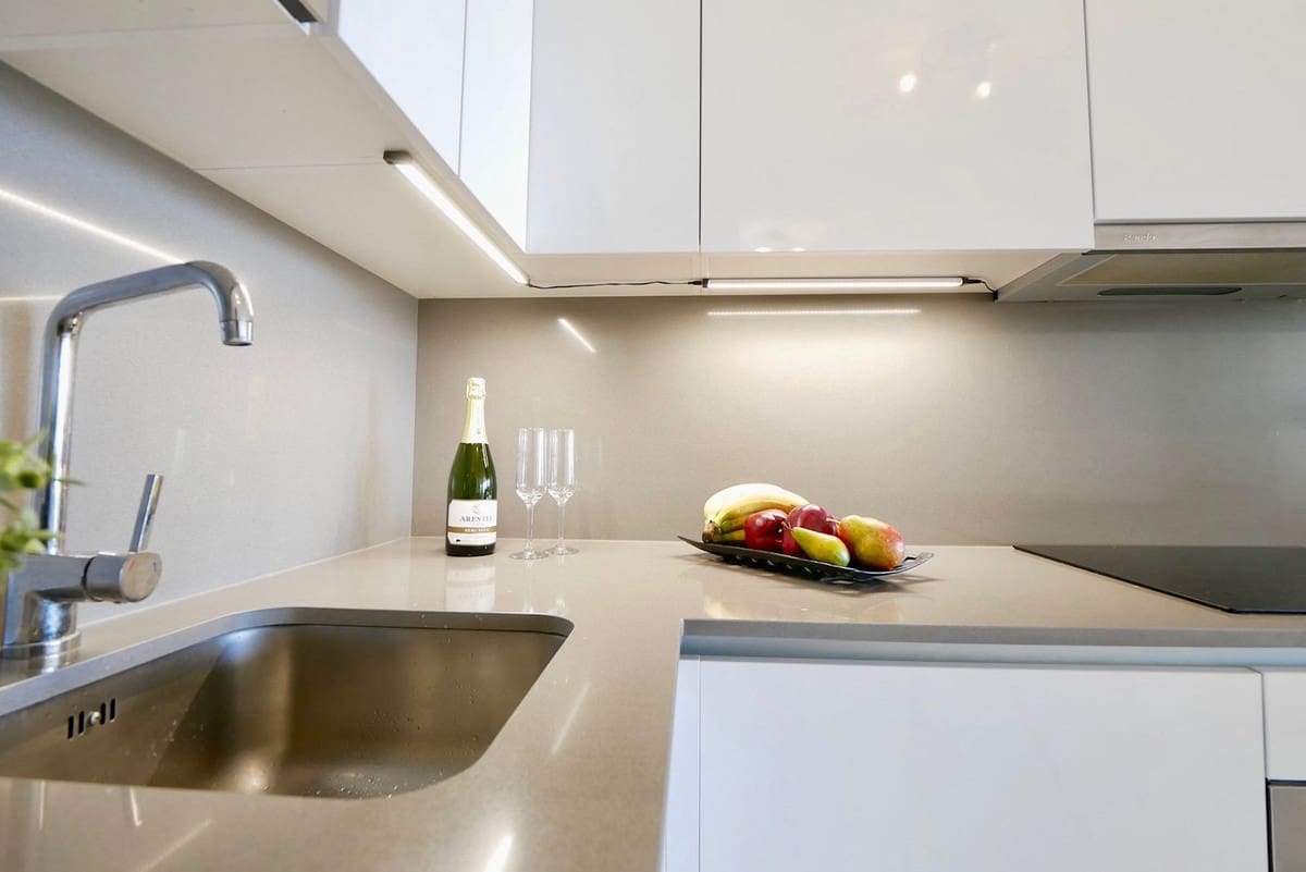 2 Zimmer Apartment zu verkaufen in La Cala de Mijas mit Pool Garage - 449.950 € (Ref: 7956856)