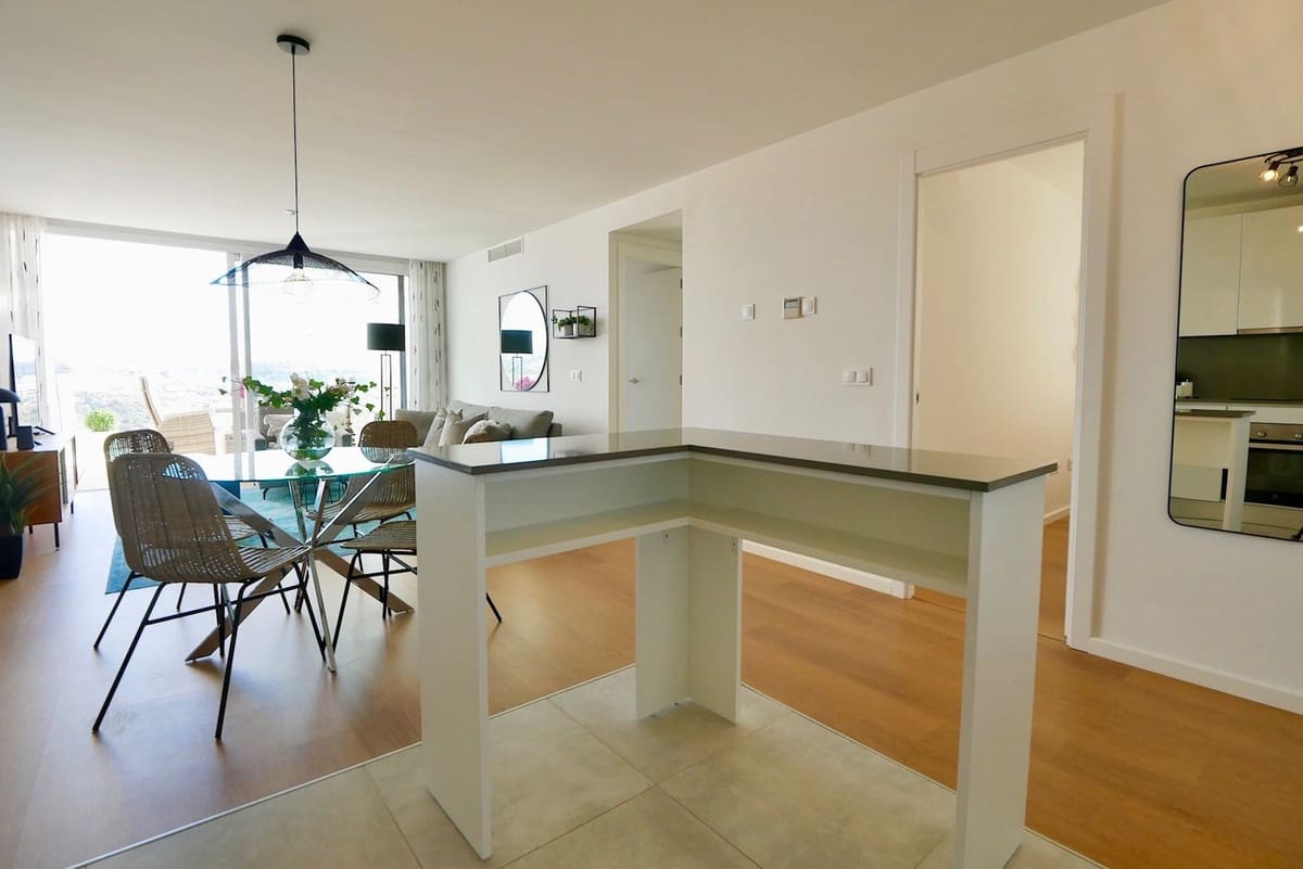 2 Zimmer Apartment zu verkaufen in La Cala de Mijas mit Pool Garage - 449.950 € (Ref: 7956856)