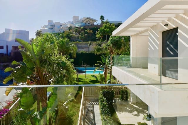 2 Zimmer Apartment zu verkaufen in La Cala de Mijas, Mijas mit Pool Garage - 449.950 € (Ref: 7956856)