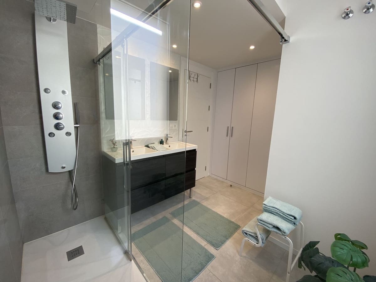2 Zimmer Apartment zu verkaufen in La Cala de Mijas mit Pool Garage - 449.950 € (Ref: 7956856)