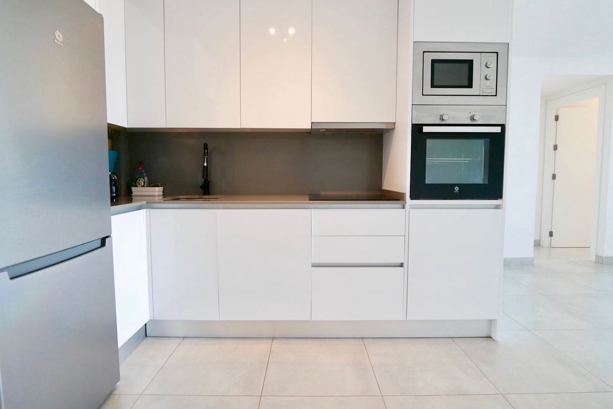 3 bedroom Apartment for sale in La Cala de Mijas - € 449,000 (Ref: 7972041)