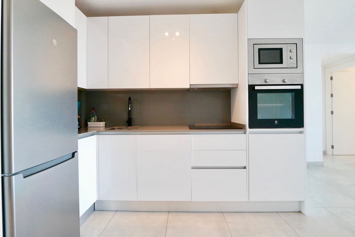3 soveværelse Lejlighed til salg i La Cala de Mijas - € 449.000 (Ref: 7972041)