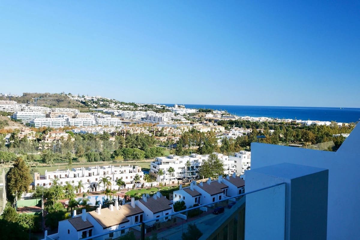 3 soveværelse Lejlighed til salg i La Cala de Mijas - € 449.000 (Ref: 7972041)